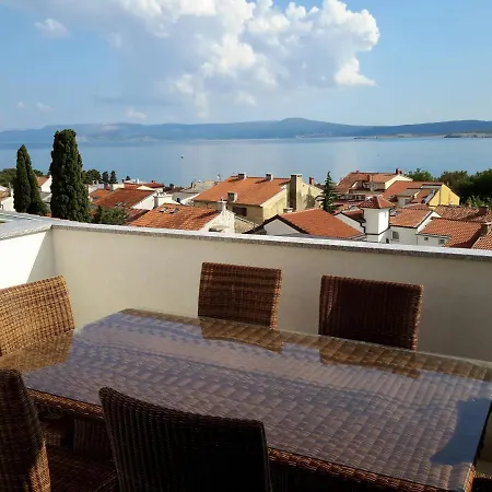 Apartman Lara *
